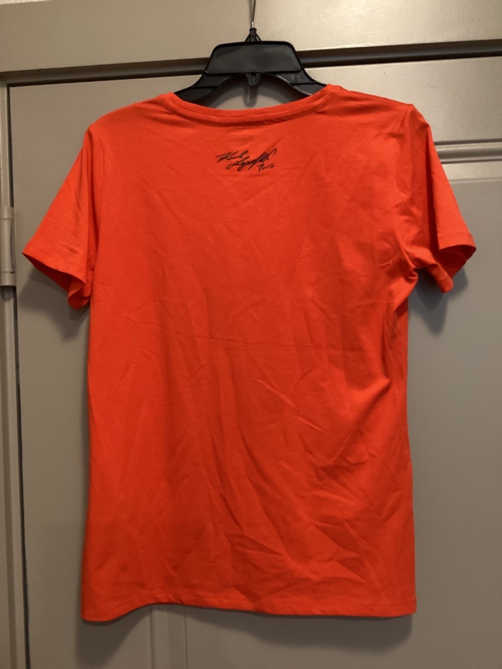 Karl Lagerfeld T-Shirt Women's, Apple Color Paris Logo Rhinestone, size S - Picture 5 of 8